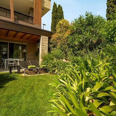 Lamasu Rioverde - Di Garda 3*